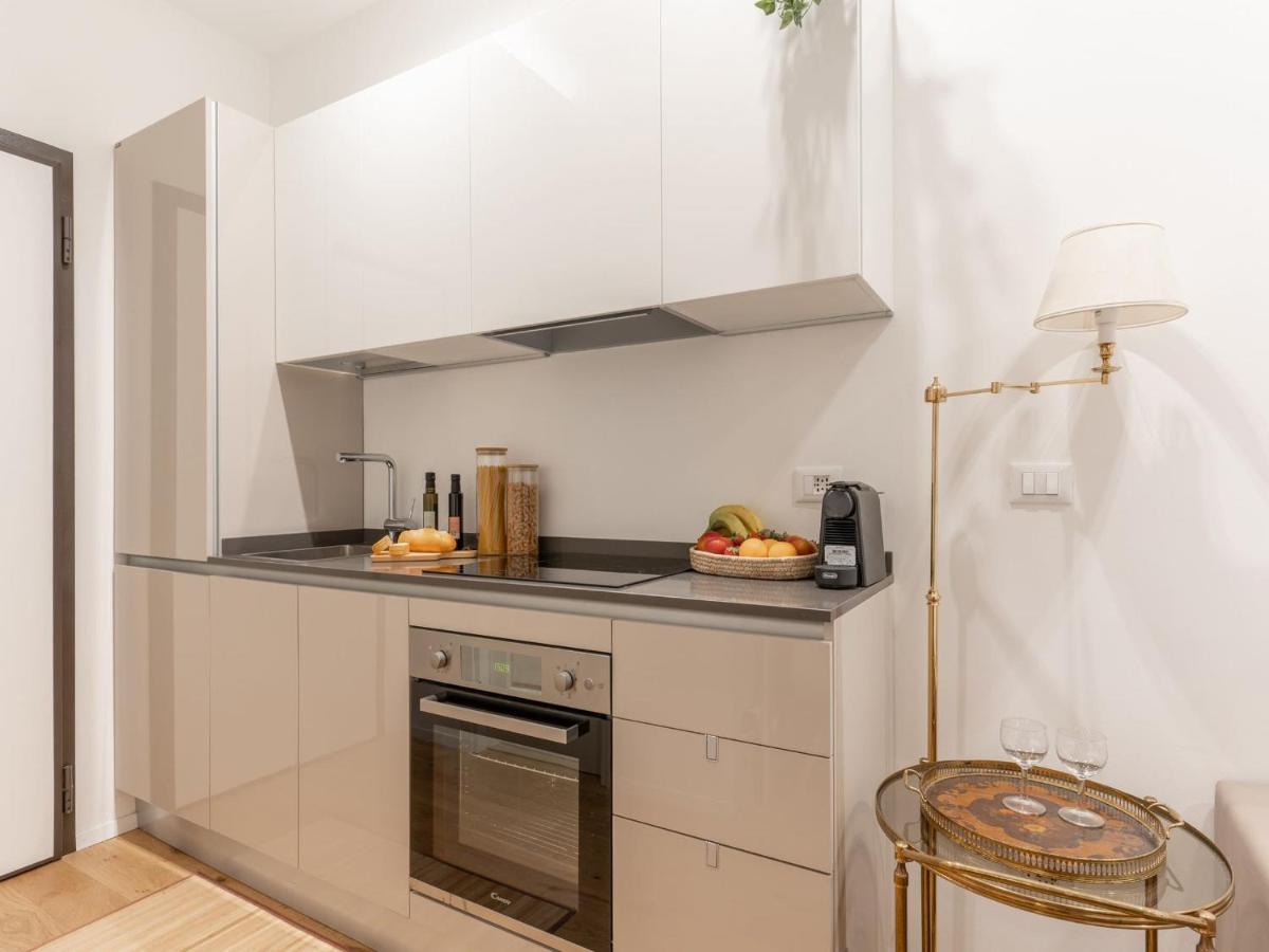 The Rent - Gorgeous One-bedroom In Ticinese Apartment